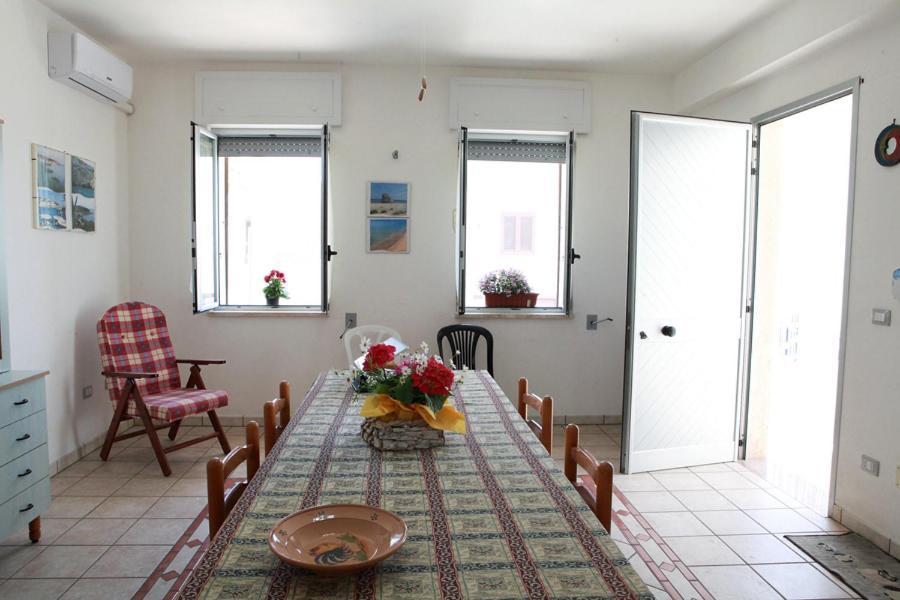 Villetta Frontemare Alliste Exterior photo